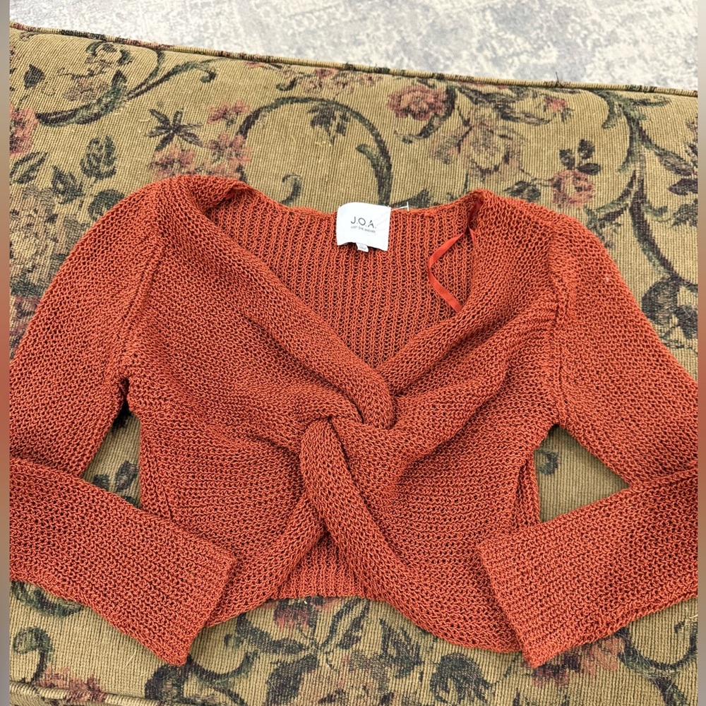 J.O.A. Women's V-Neck twist Sweater in Rust